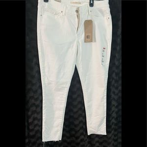 Women  Levi’s 711 Skinny White Jeans, size 14,  W32.